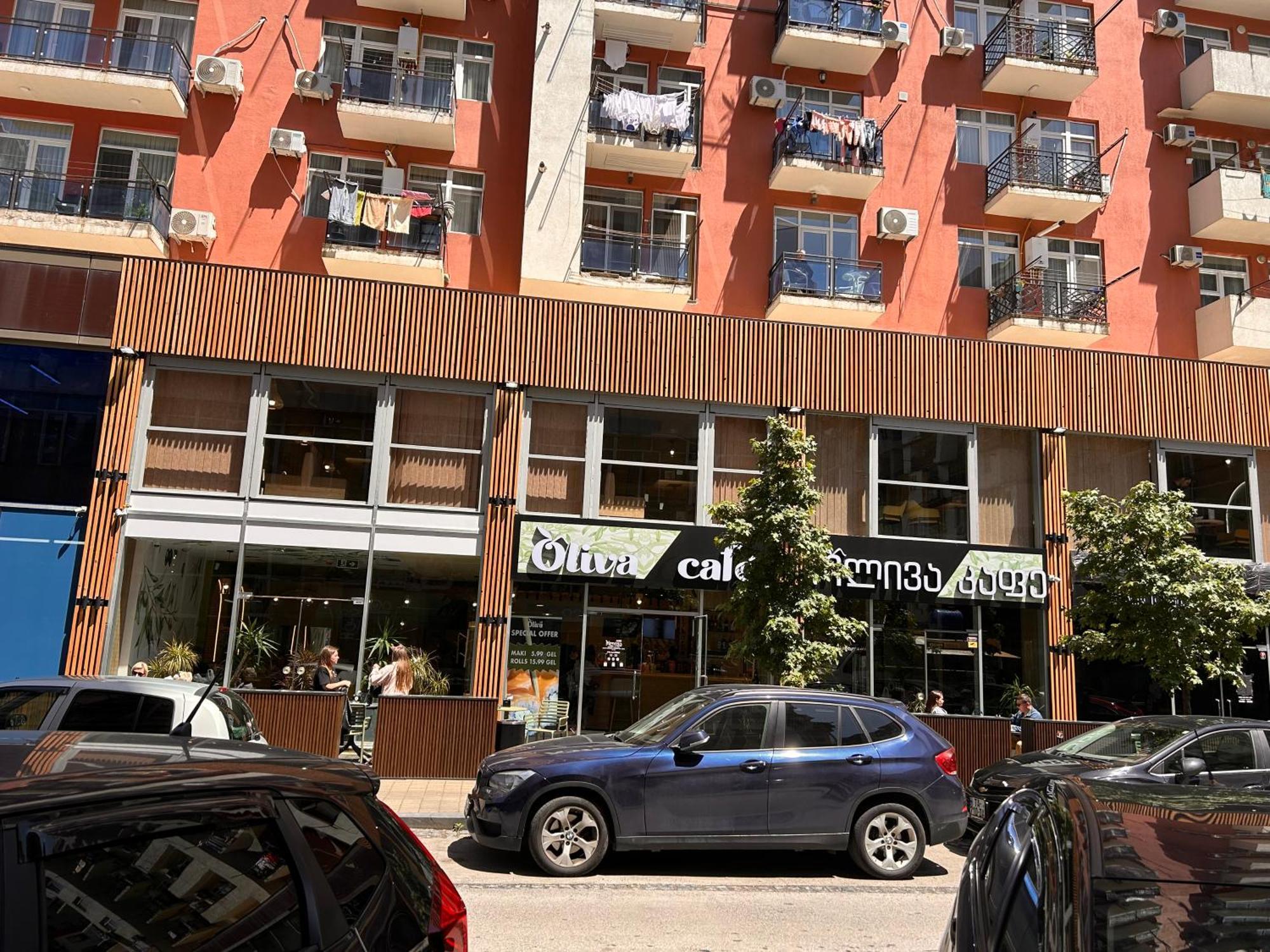 Თათულის Ბუდე -Tatuli Nest Appartement Batoemi Buitenkant foto